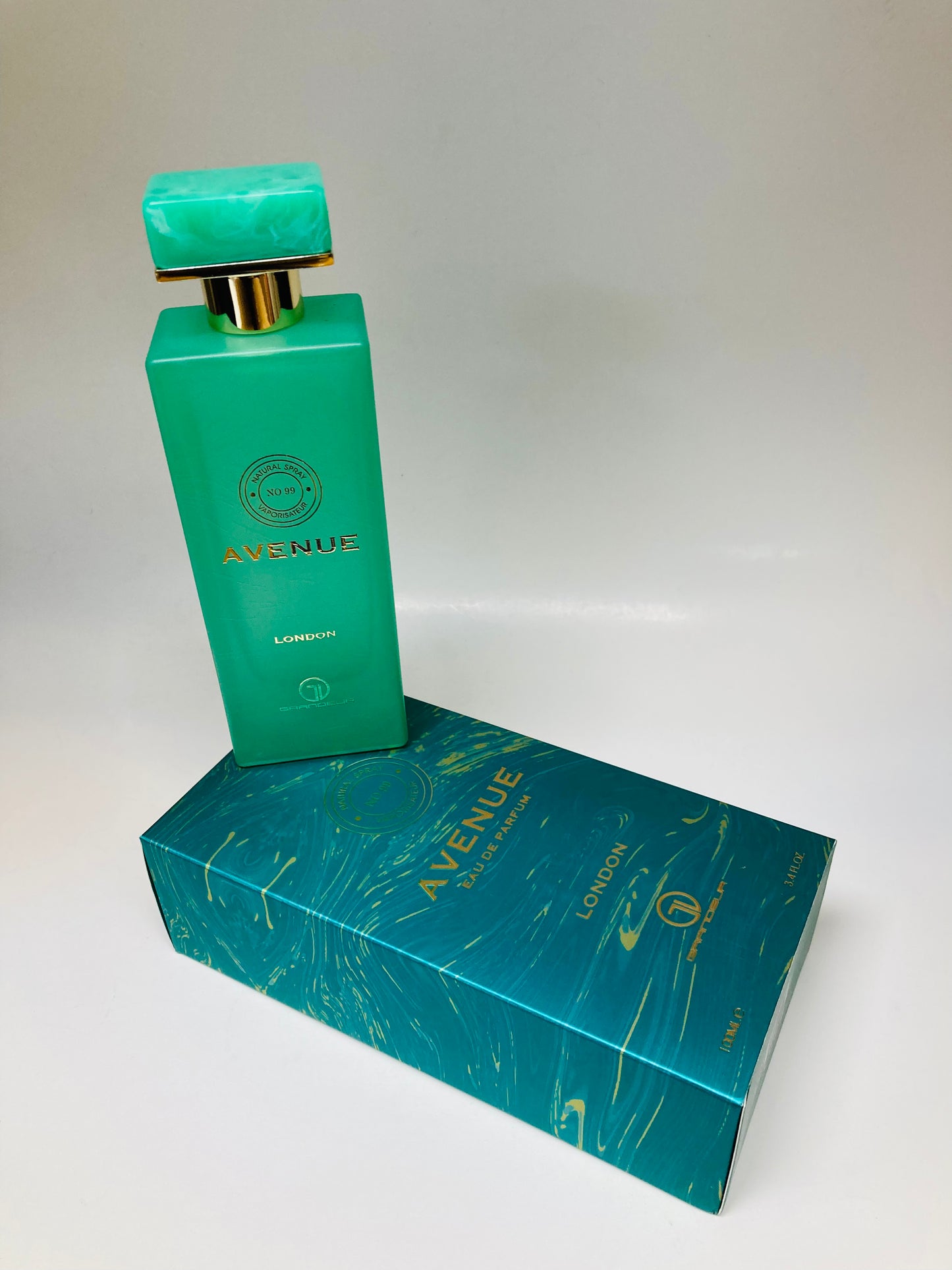 Avenue London By Grandeur Eau De Parfum 3.4 OZ FL Unisex